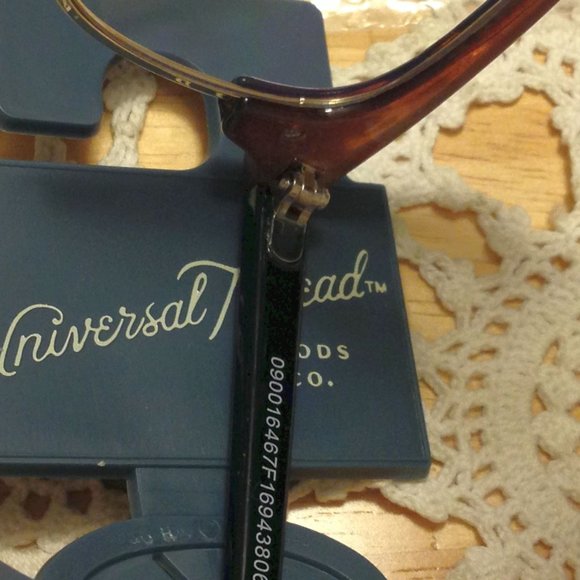 #6467 NWT Blue Light Filtering Glasses, Universal Thread - Picture 6 of 6